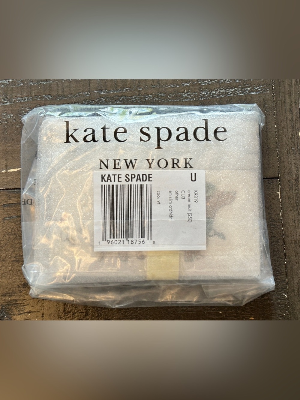 Kate Spade card case - Picture 3 of 3